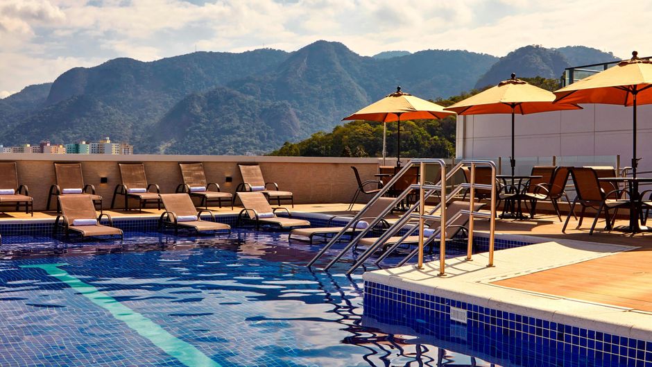Courtyard Rio de Janeiro Barra da Tijuca Pool