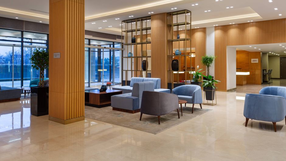 Courtyard by Marriott Tashkent Lobby