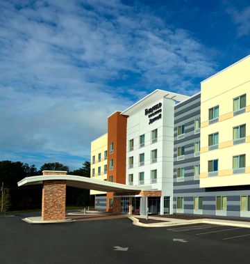 Fairfield Inn & Suites Flat Rock