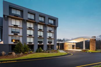 Fairfield Inn-Suites Springfield Enfield