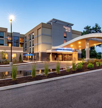 Fairfield Inn/Suites Springfield-Holyoke