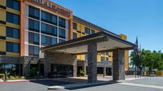 Fairfield Inn & Suites Central