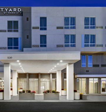 Courtyard by Marriott Hamilton