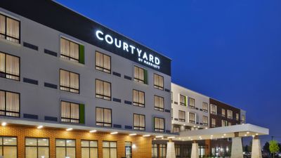 Courtyard St. Joseph Benton Harbor