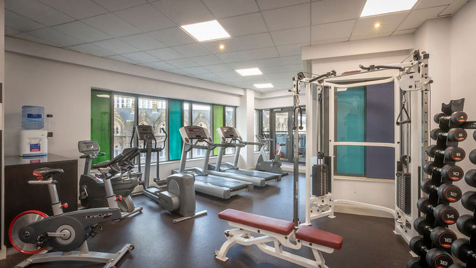 Clayton Hotel Cardiff Health Club