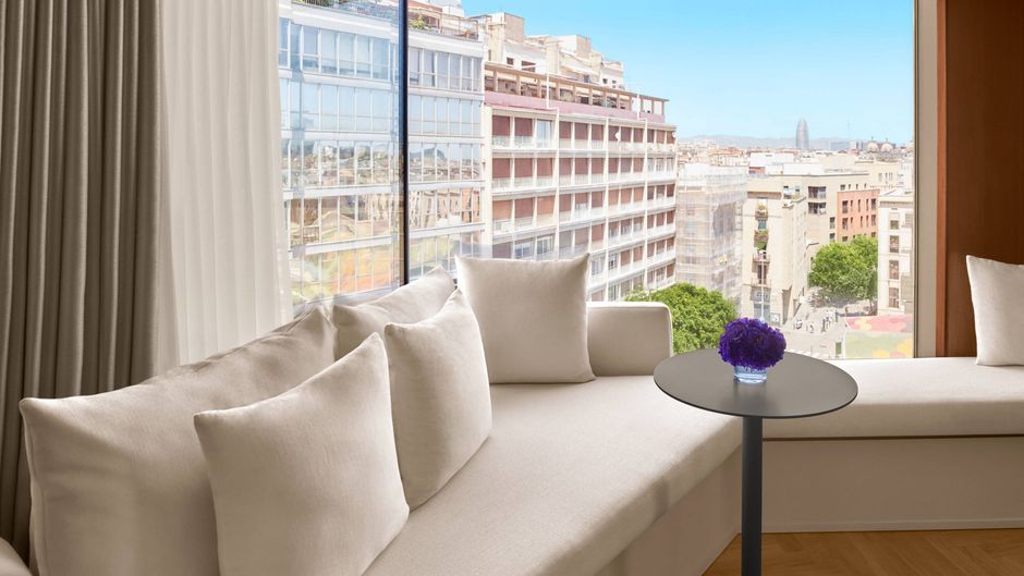 The Barcelona EDITION Suite