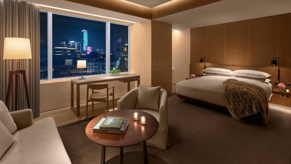 The Shanghai EDITION Room