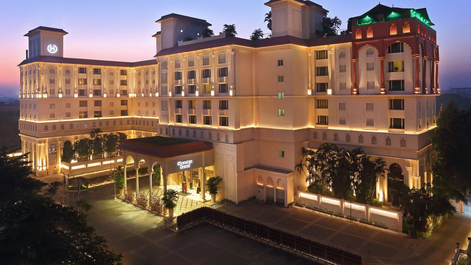 Sheraton Grand Pune Bund Garden Hotel Exterior