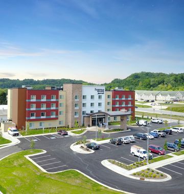Fairfield Inn & Suites Decorah