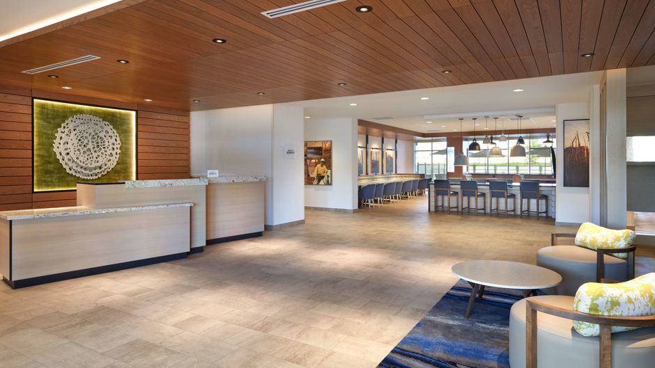 Fairfield Inn & Suites Orillia Lobby