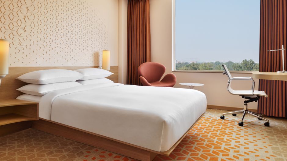 Fairfield Inn Chennai Mahindra WorldCity Room