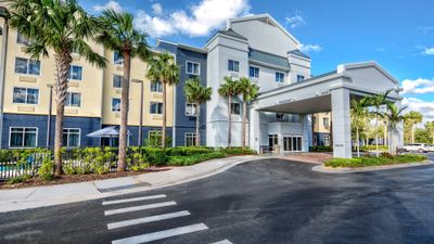 Fairfield Inn & Suites Naples