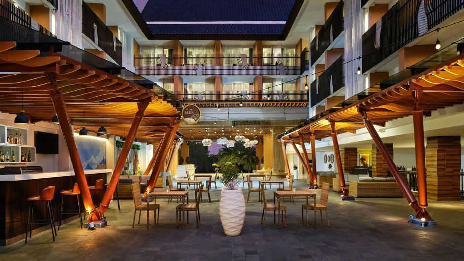 Fairfield - Marriott Bali Kuta Sunset Rd Lobby