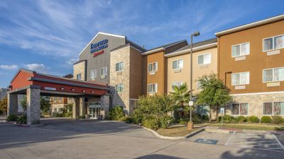 Fairfield Inn & Suites San Antonio Boern