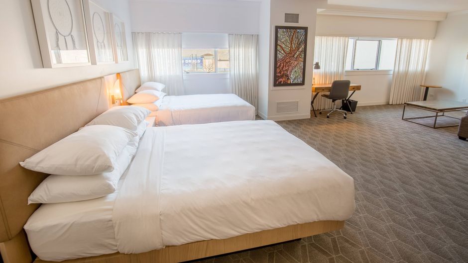 Delta Hotels by Marriott Kamloops Suite