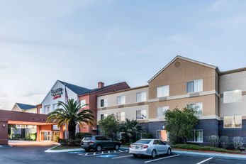 Fairfield Inn/Suites Savannah I-95 South
