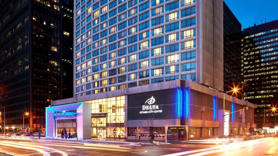 Delta Hotels Ottawa City Centre Exterior