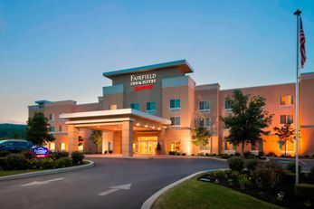 Fairfield Inn & Suites