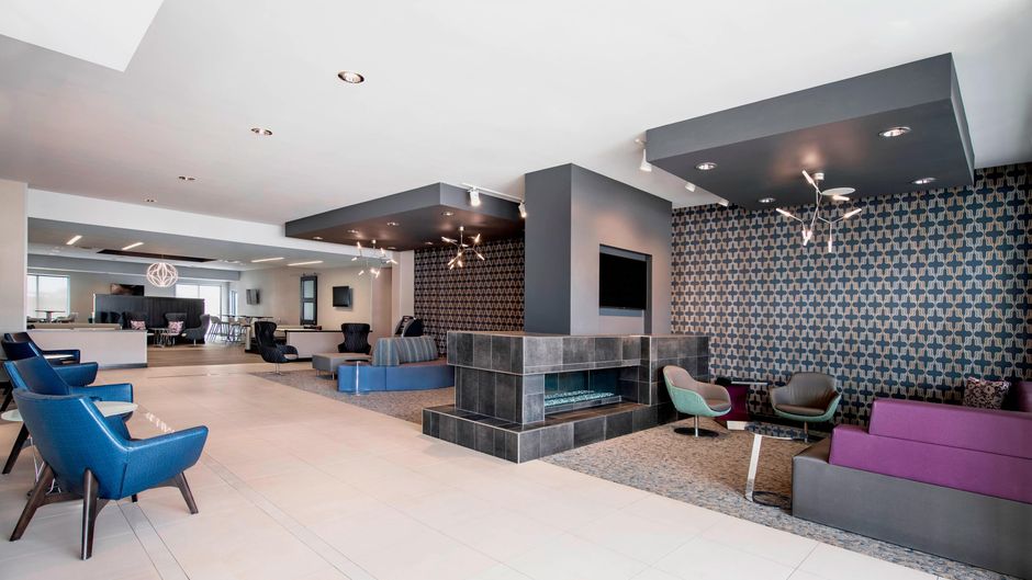 Fairfield Inn & Suites Winnipeg Lobby