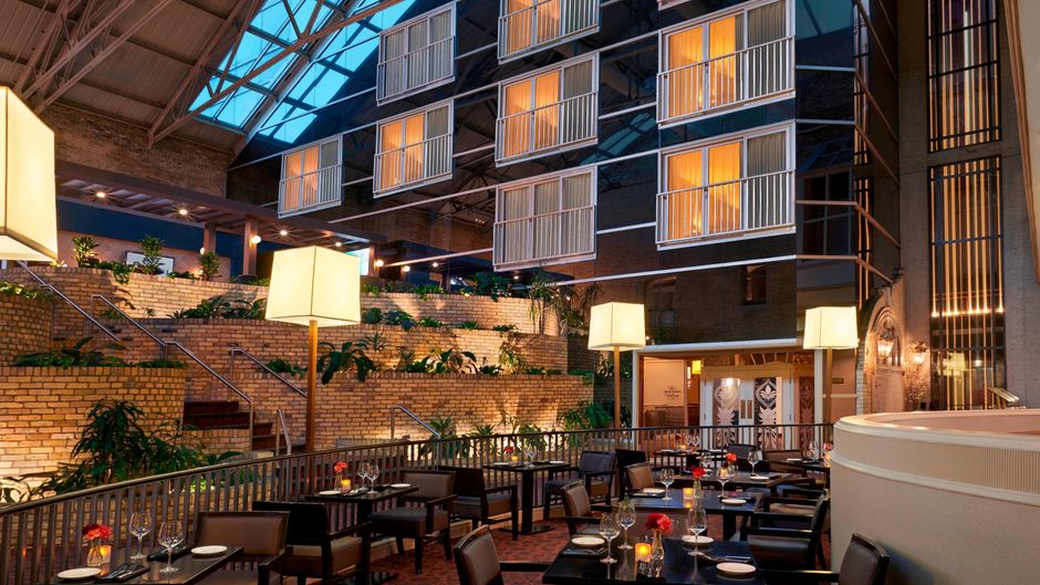 Delta by Marriott London Armouries Restaurant
