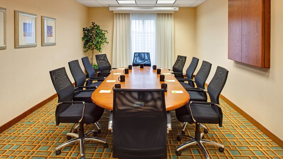 Fairfield Inn & Suites Toronto Meeting