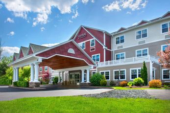 Fairfield Inn & Suites Lenox
