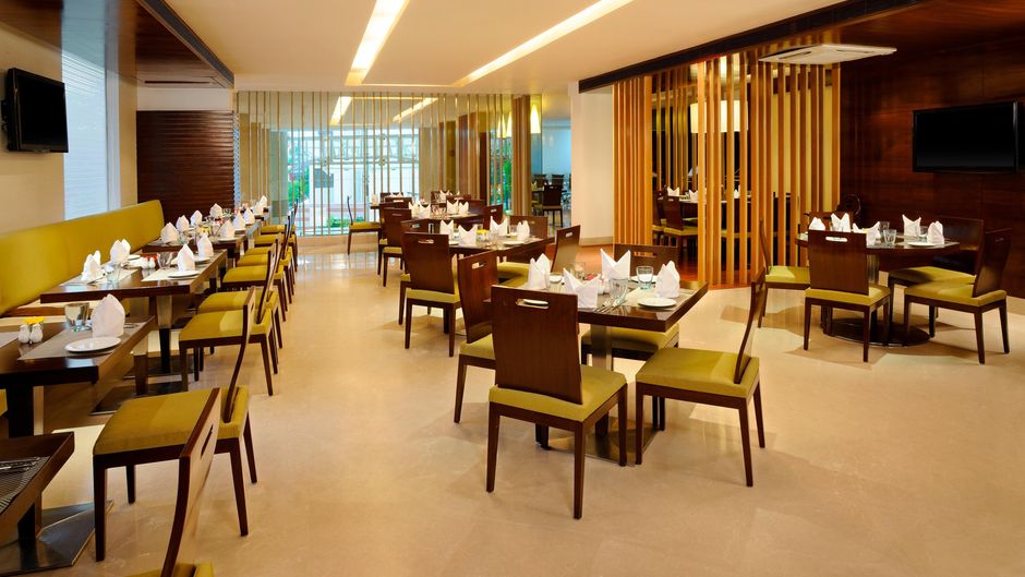 Four Points By Sheraton Ahmedabad Restaurant