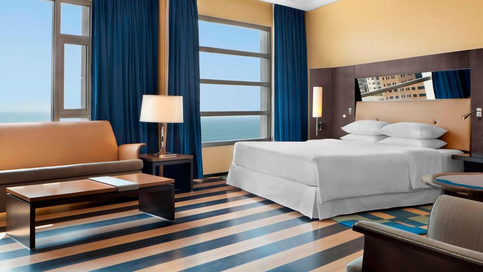 Four Points by Sheraton Le Verdun Suite