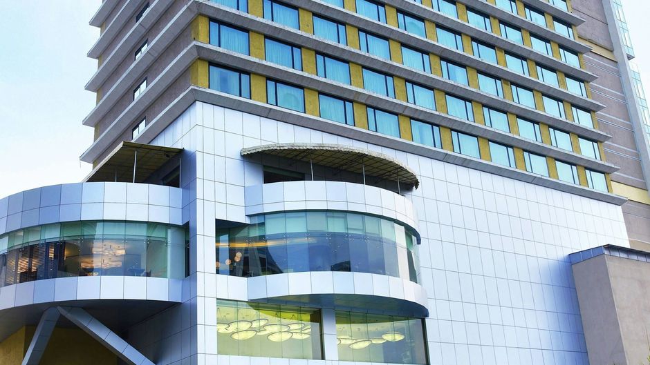 Four Points by Sheraton Navi Mumbai Exterior