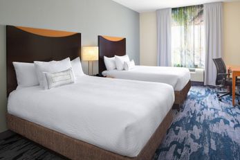 Fairfield Inn & Suites