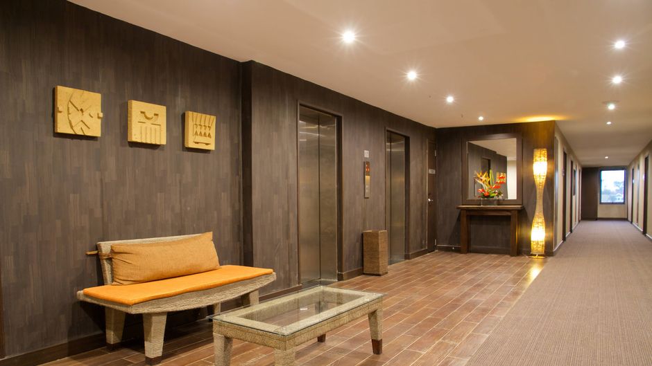 Four Points by Sheraton Hurlingham Lobby