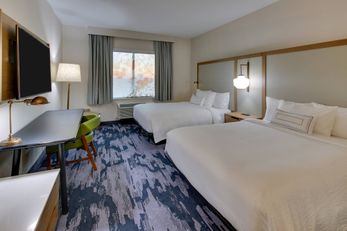 Fairfield Inn & Suites Brookhollow