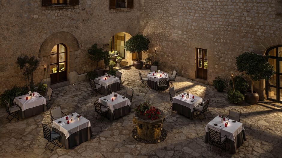 Castell Son Claret Restaurant