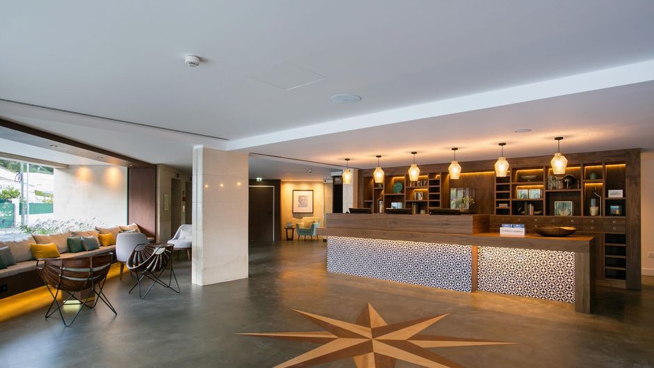 Four Points by Sheraton Sesimbra Lobby