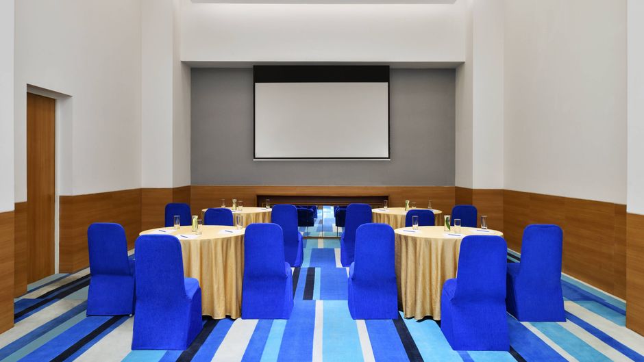Fairfield by Marriott Hyderabad Gachibow Meeting