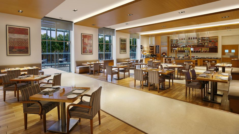 Four Points Hotel & Serviced Apts, Pune Restaurant