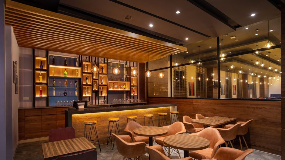 Four Points by Sheraton Chennai OMR Restaurant