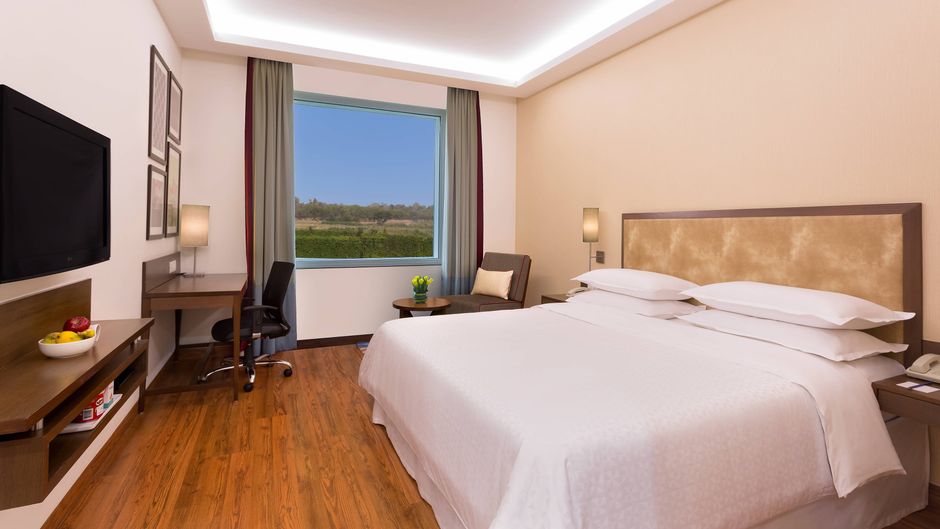 Four Points New Delhi, Airport Highway Room