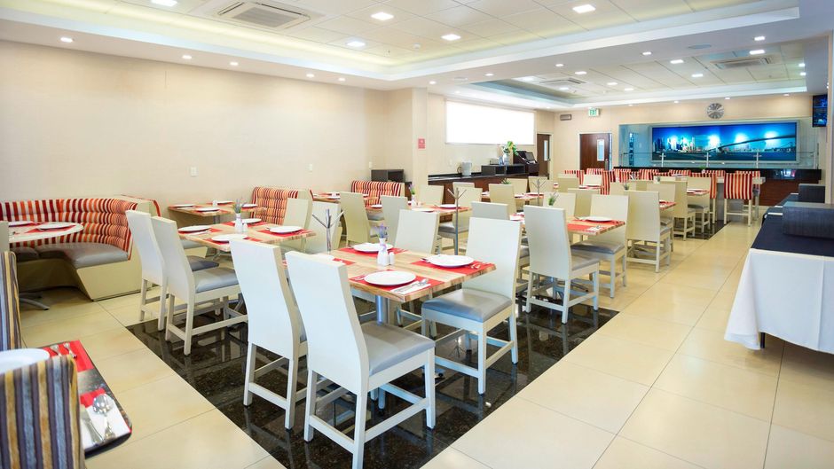 Four Points by Sheraton Queretaro Norte Restaurant