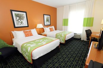 Fairfield Inn & Suites