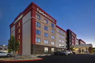 Fairfield Inn & Suites Airport South
