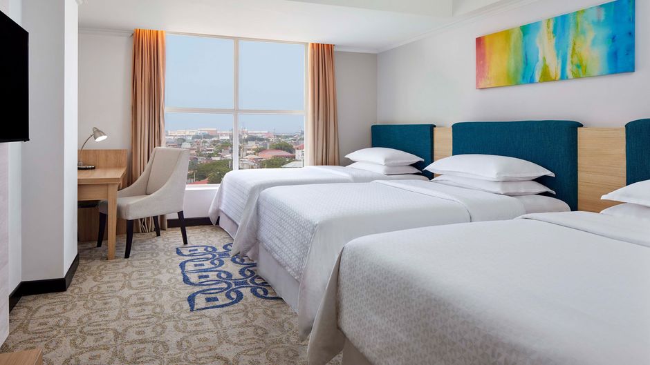 Four Points by Sheraton Makassar Room