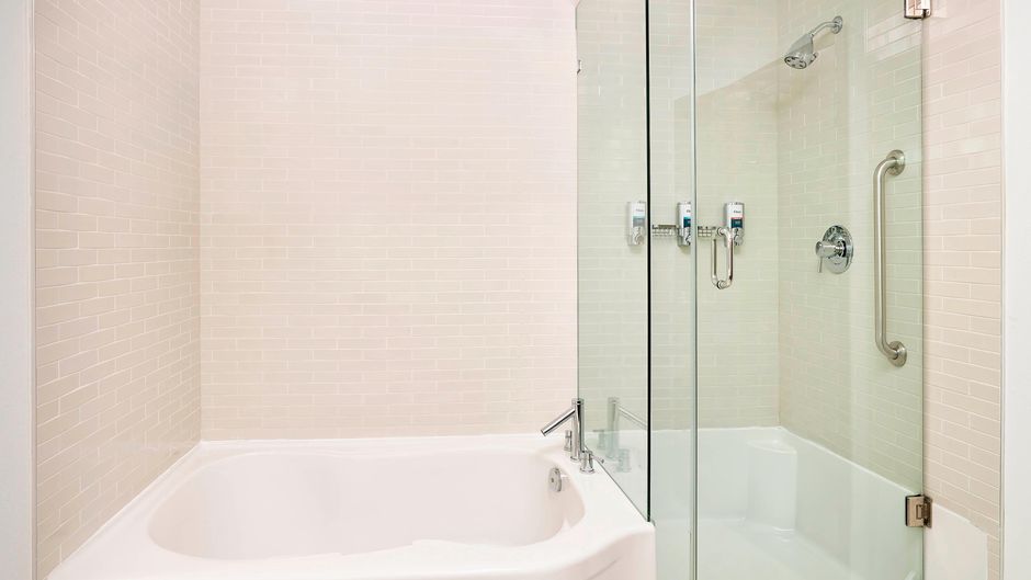 Four Points by Sheraton Edmonton Gateway Room