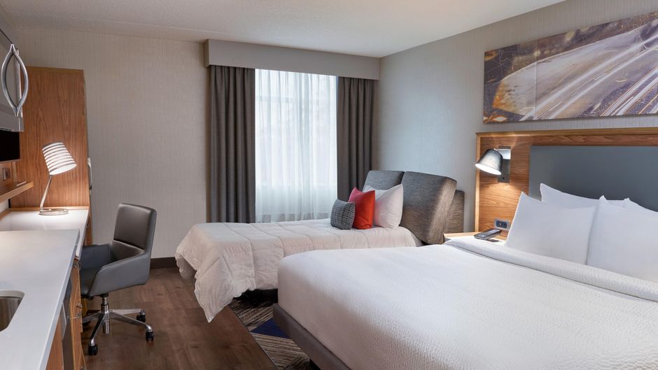 Four Points by Sheraton - Stoney Creek Room