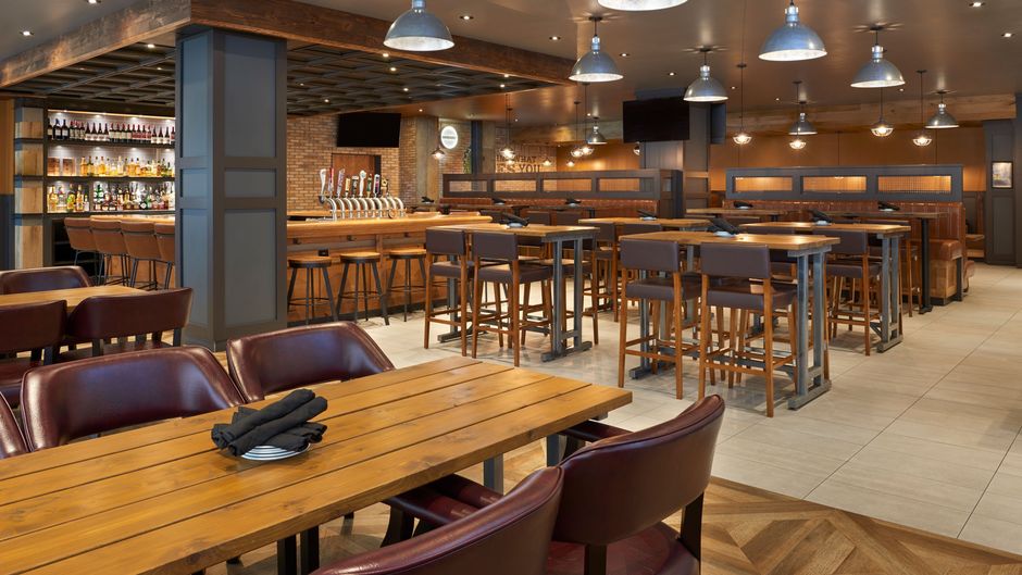Four Points by Sheraton Windsor Downtown Restaurant