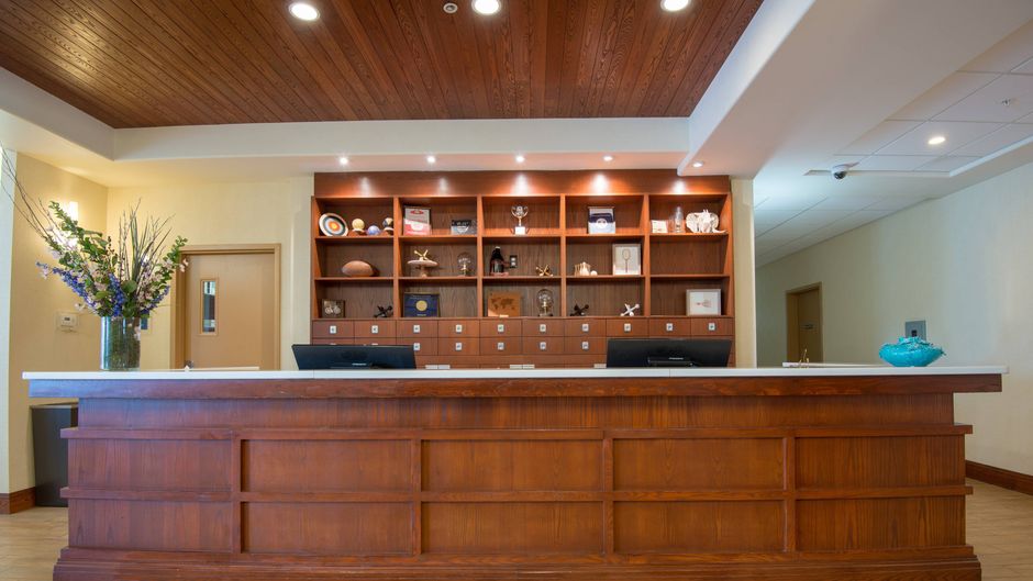 Four Points by Sheraton Saskatoon Lobby