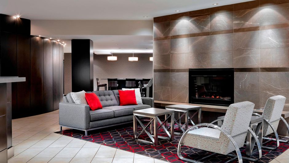 Four Points Mississauga Meadowvale Lobby