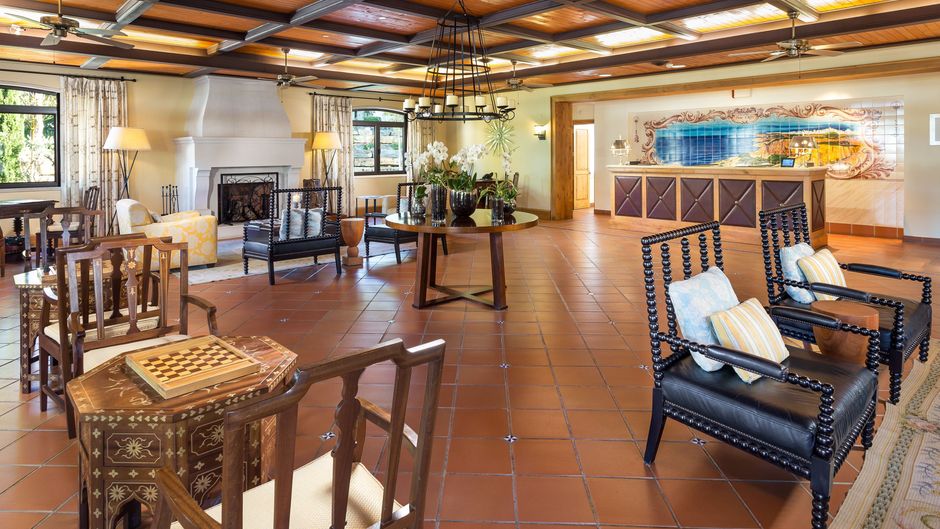 Pine Cliffs Residence, Luxury Collection Lobby