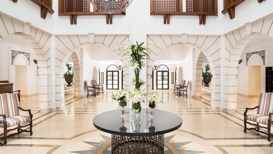 Pine Cliffs Hotel Lobby