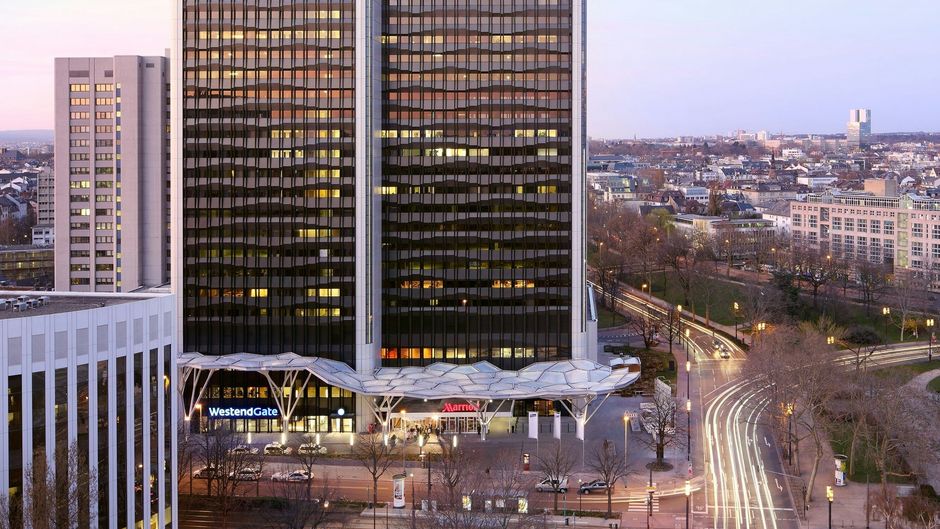 Frankfurt Marriott Hotel Exterior